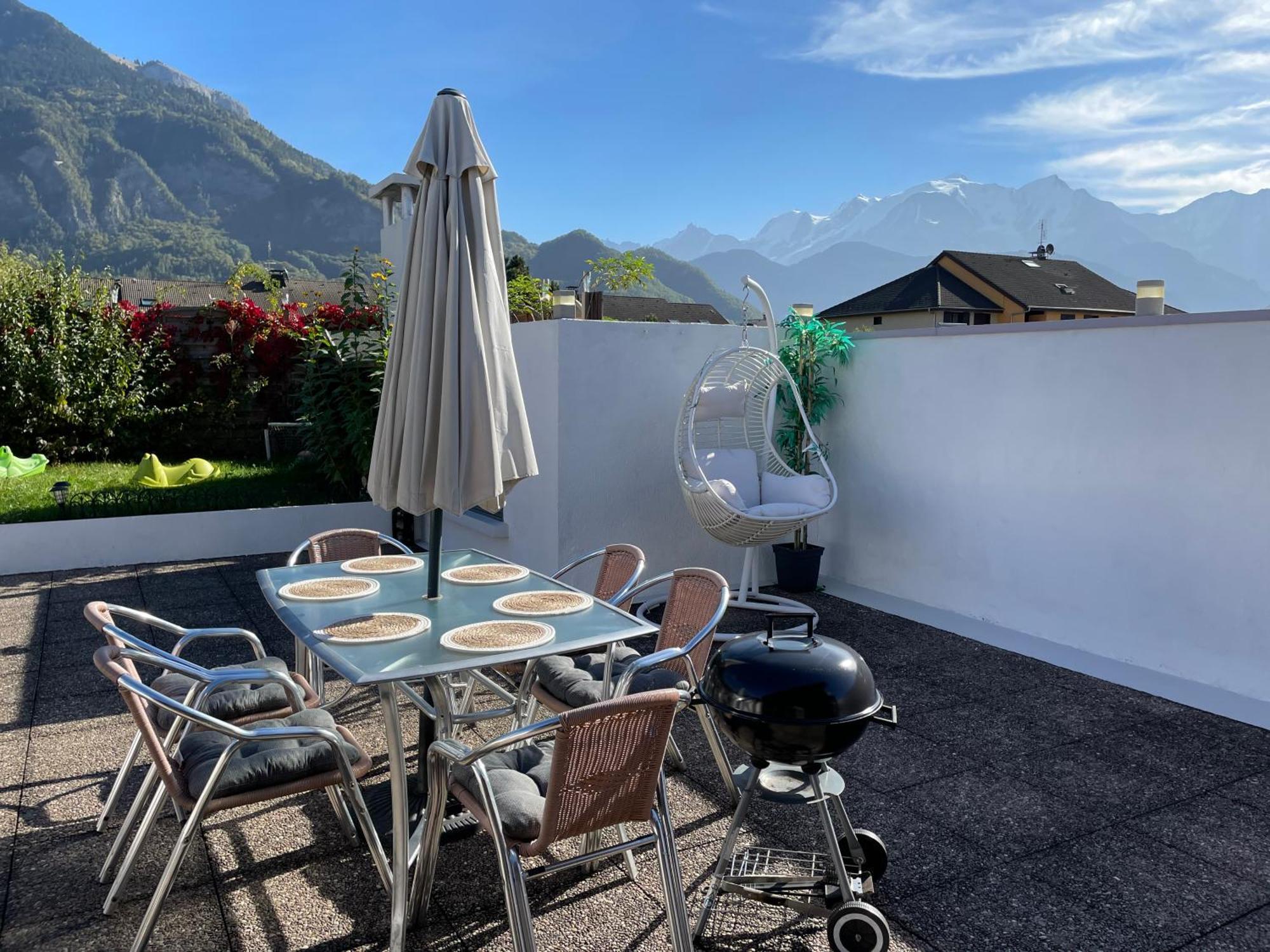 Rooftop 1 - Jacuzzi privé au pied du Monte-blanco Sallanches Extérieur photo